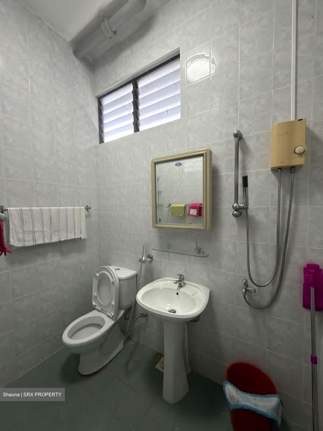 Mayflower Gardens (D20), Terrace #592971221
